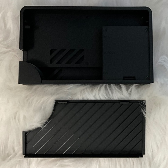 Switch OLED - Picture 3 of 3